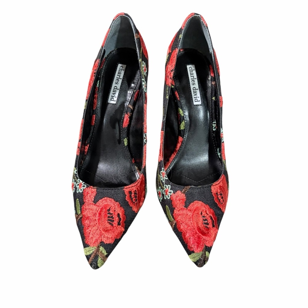 CHARLES DAVID RED FLORAL EMBROIDERED POINTED TOE HEELS SIZE 9 - Picture 7 of 15